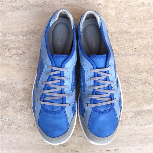 CLARKS Blue & Gray Elastic Laces Lightweight Airy Comfy Walking Shoes Sz 9 EUC - Picture 8 of 11